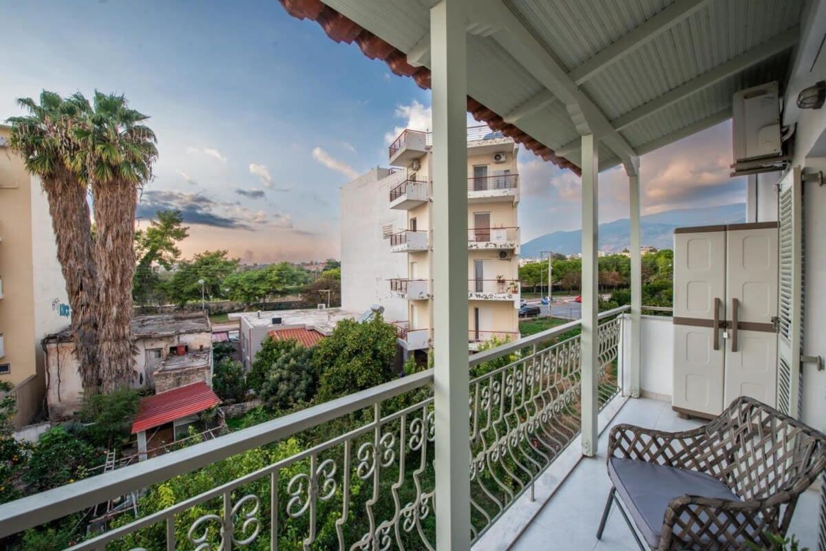 Dolce Favola Nomad Casa - Kalamata'S City Getaway Экстерьер фото